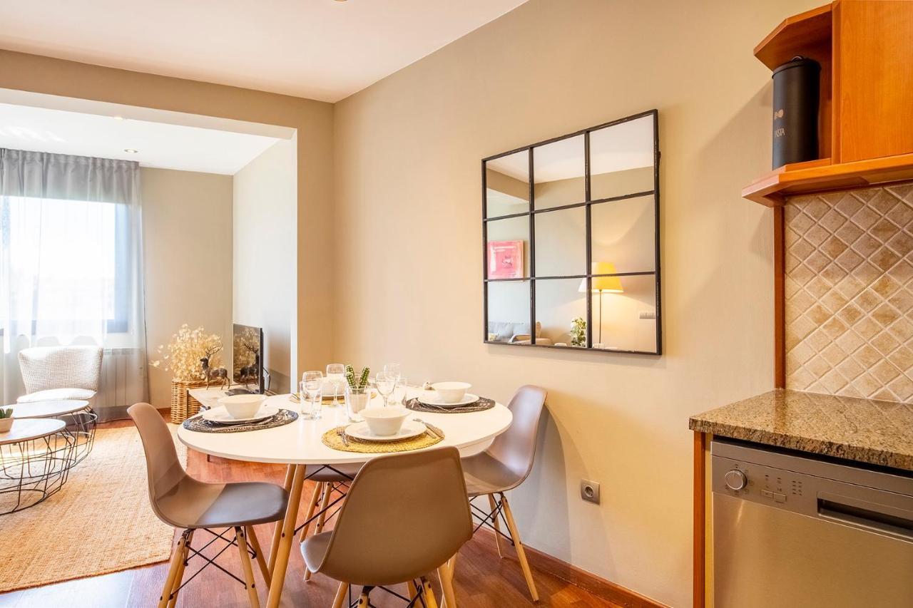 Up Rooms Banyoles Luaran gambar