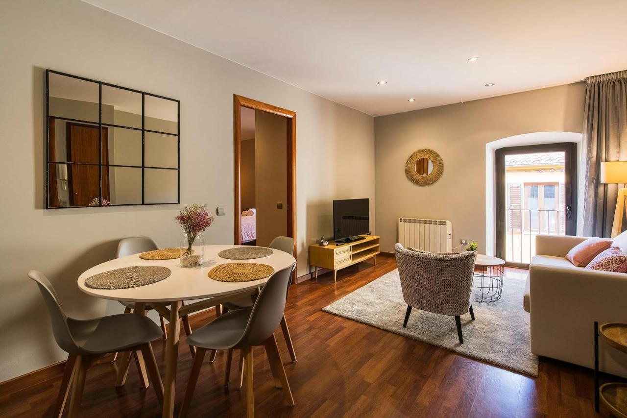 Up Rooms Banyoles Luaran gambar